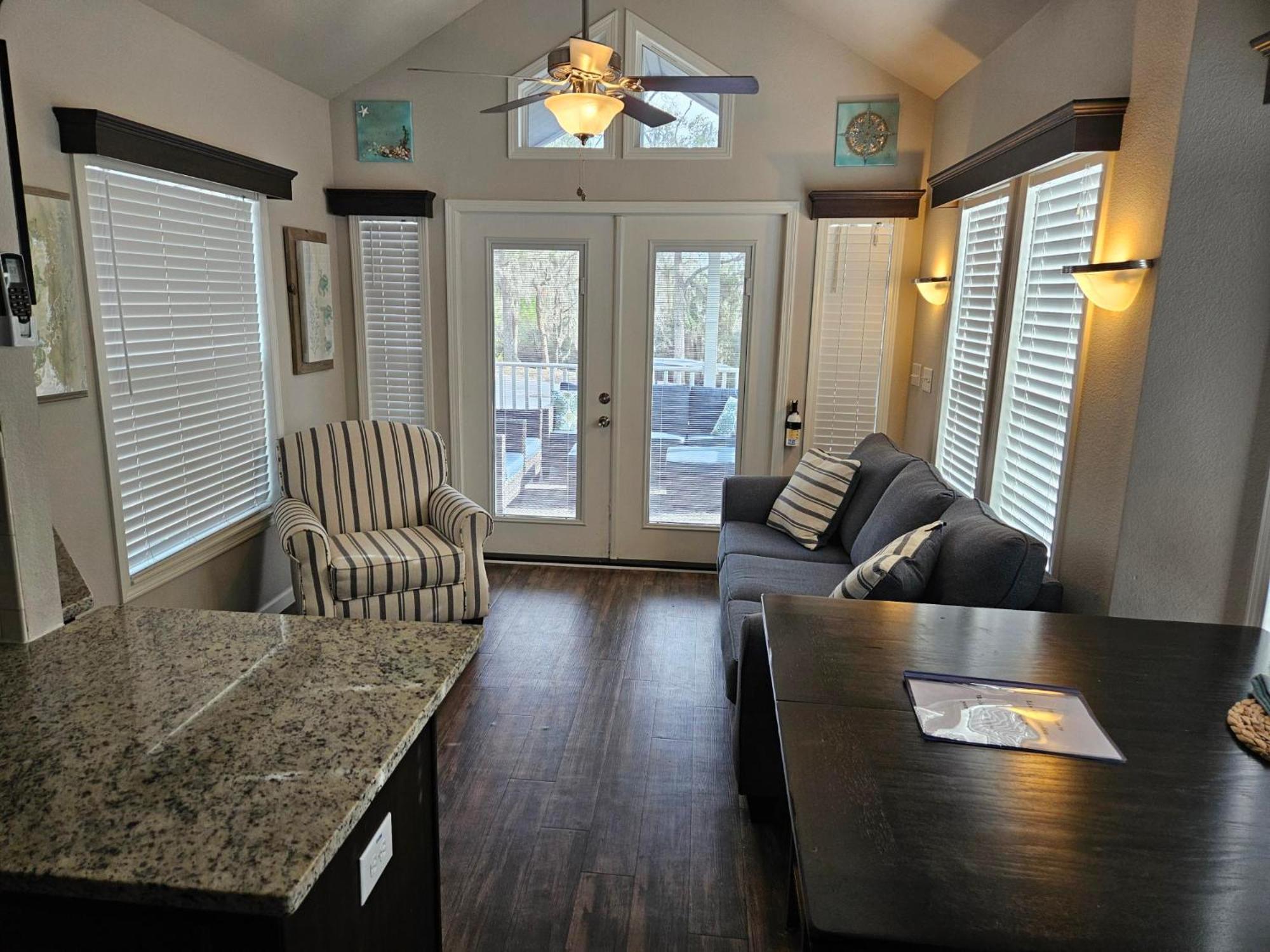 Hotel Live Oak Landing Freeport Esterno foto
