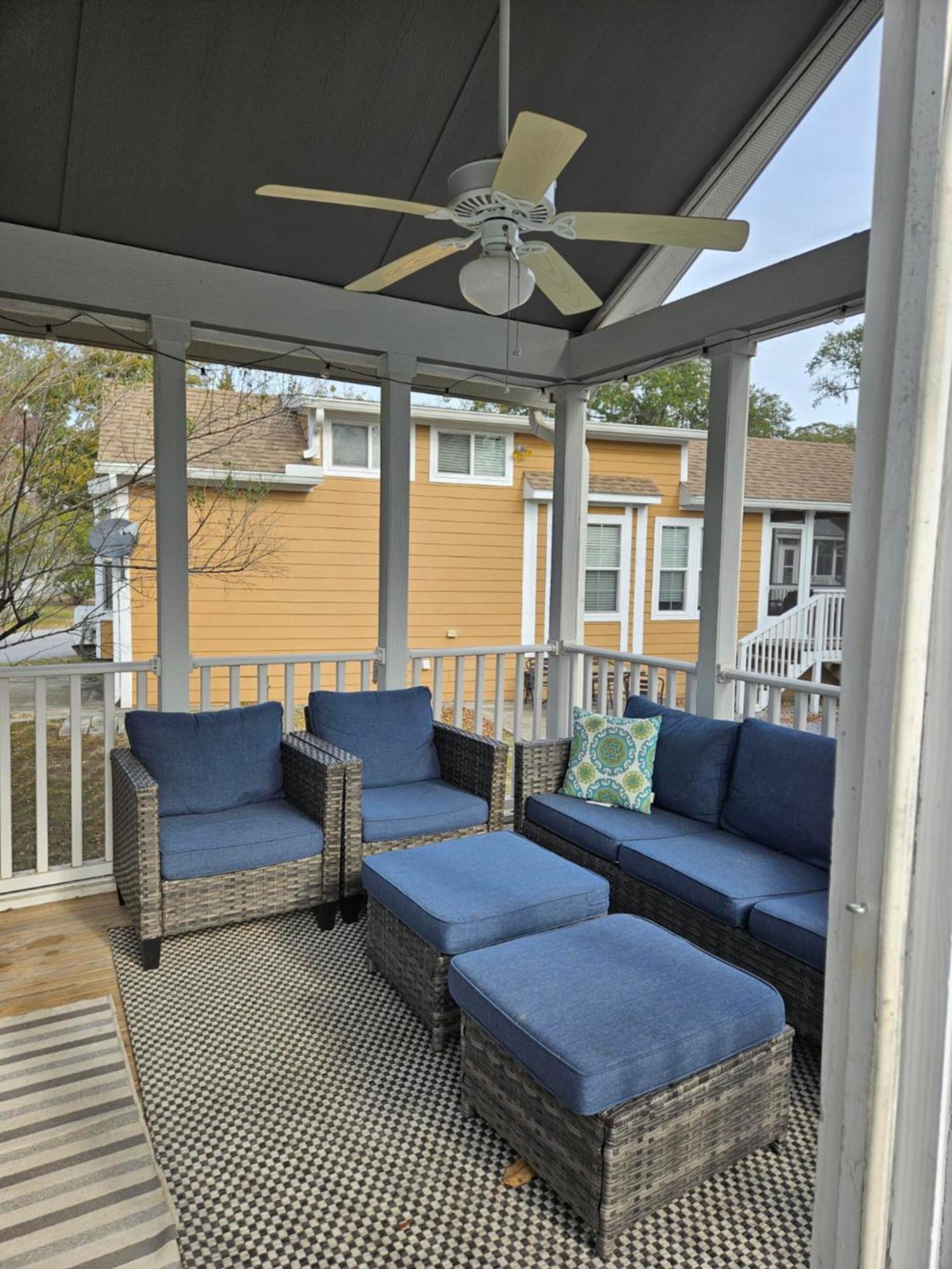 Hotel Live Oak Landing Freeport Esterno foto